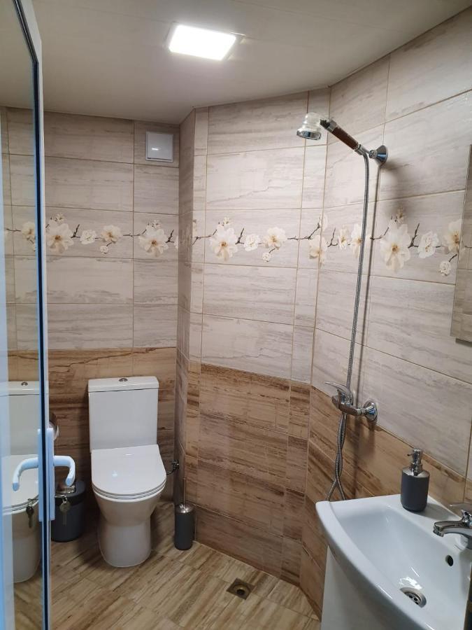 Kashtata S Paraklisa Borovo  Ngoại thất bức ảnh